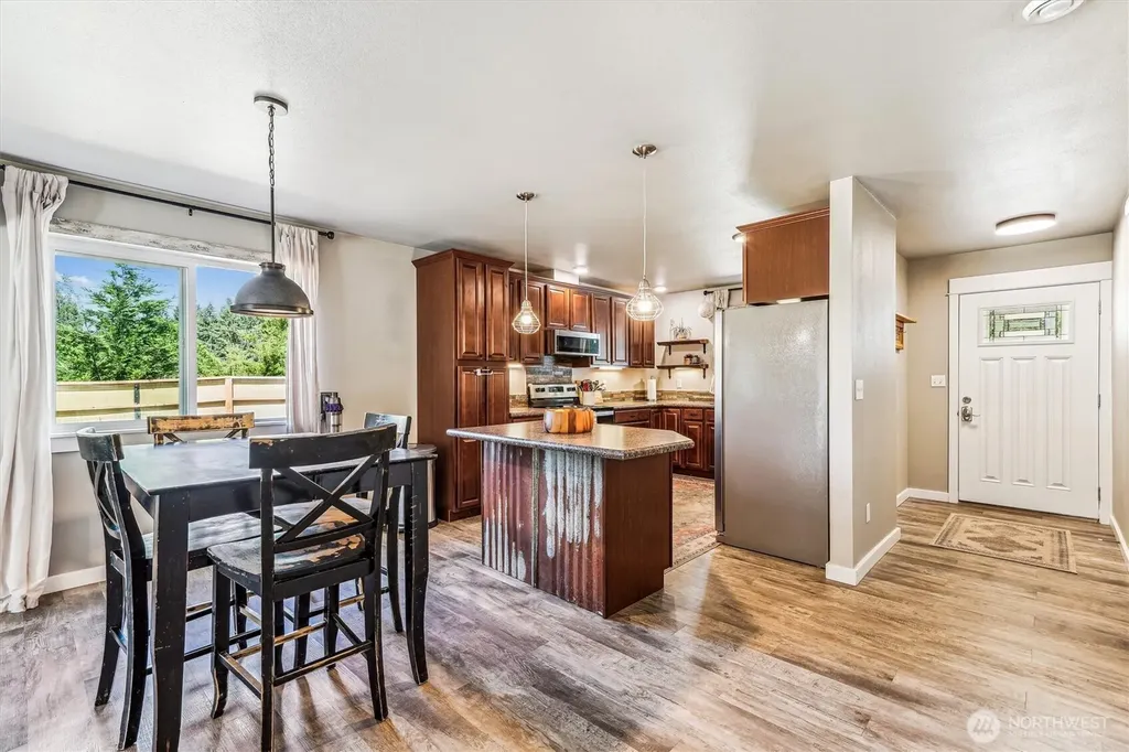 9120 Johnson Road Anderson Island WA 98303