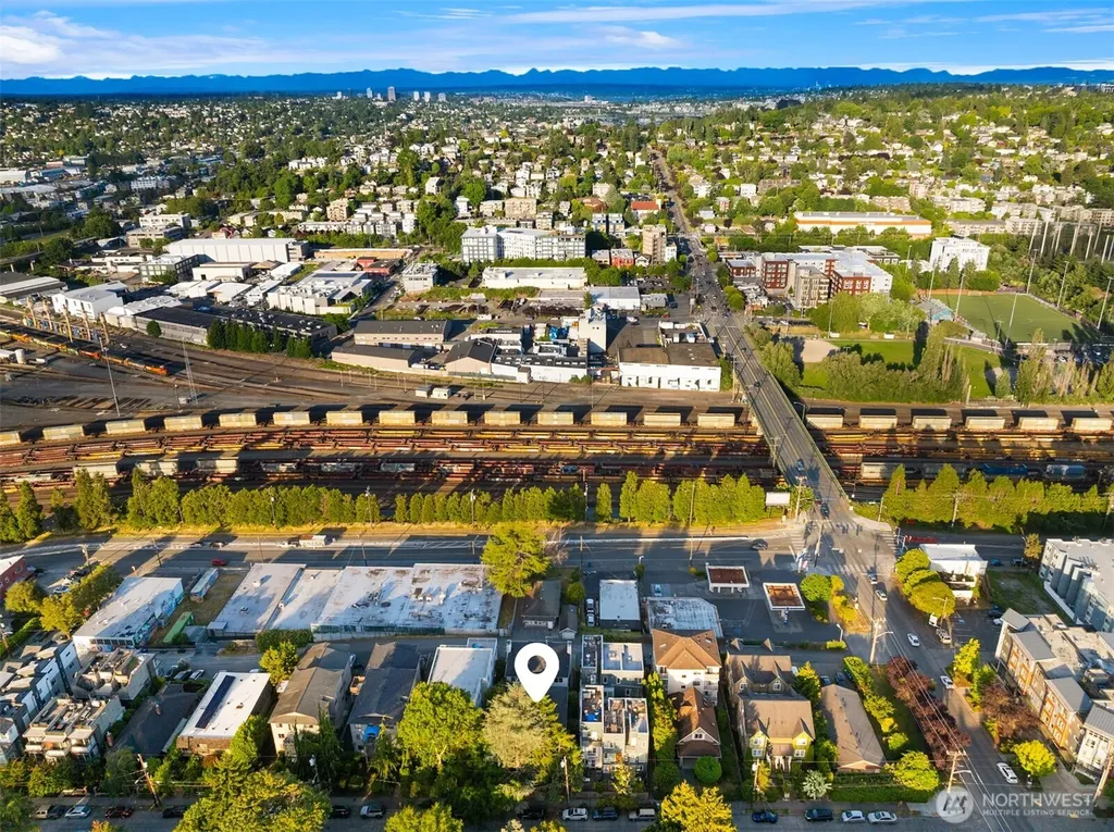 3222 21st Avenue W Seattle WA 98199