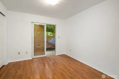 3222 21st Avenue W Seattle WA 98199