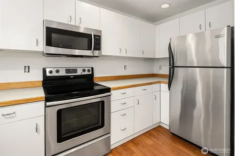3222 21st Avenue W Seattle WA 98199