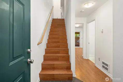 3222 21st Avenue W Seattle WA 98199