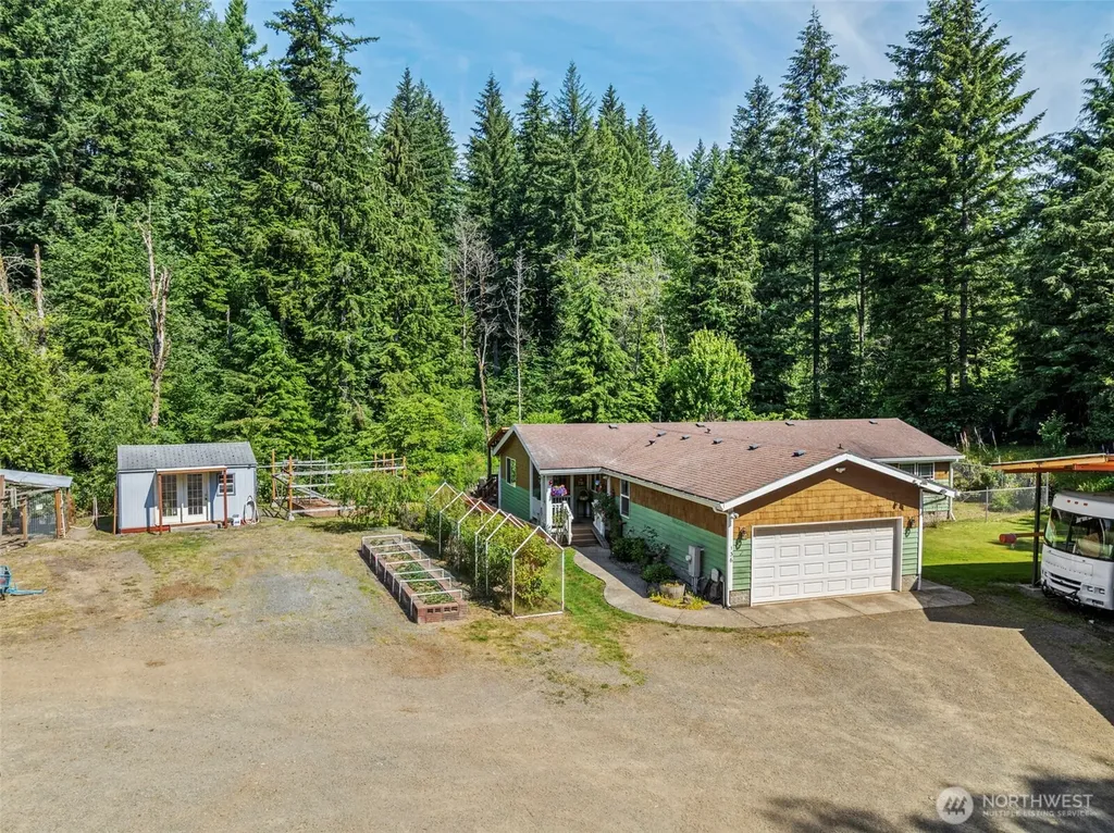 136 Longhorn Road Amboy WA 98601
