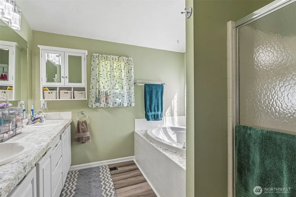136 Longhorn Road Amboy WA 98601