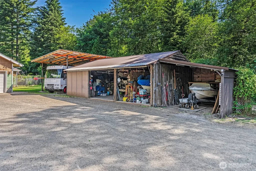 136 Longhorn Road Amboy WA 98601