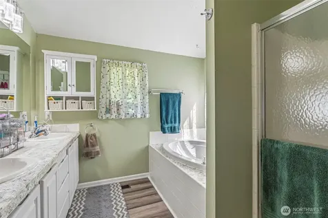 136 Longhorn Road Amboy WA 98601