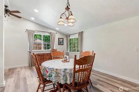 136 Longhorn Road Amboy WA 98601