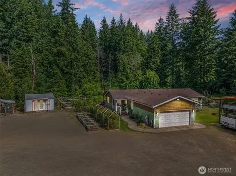 136 Longhorn Road Amboy WA 98601