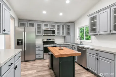 136 Longhorn Road Amboy WA 98601