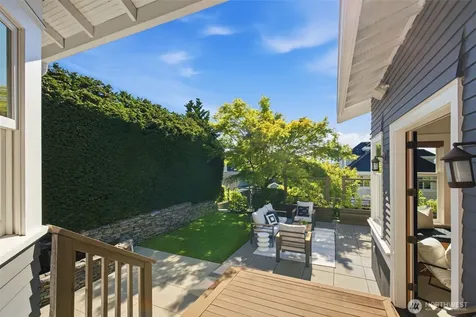 1625 7th Avenue W Seattle WA 98119