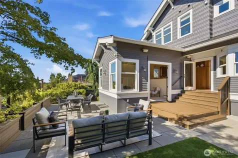 1625 7th Avenue W Seattle WA 98119