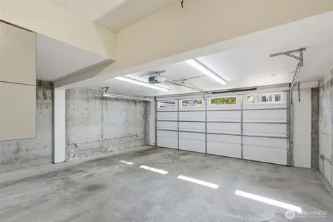 1625 7th Avenue W Seattle WA 98119