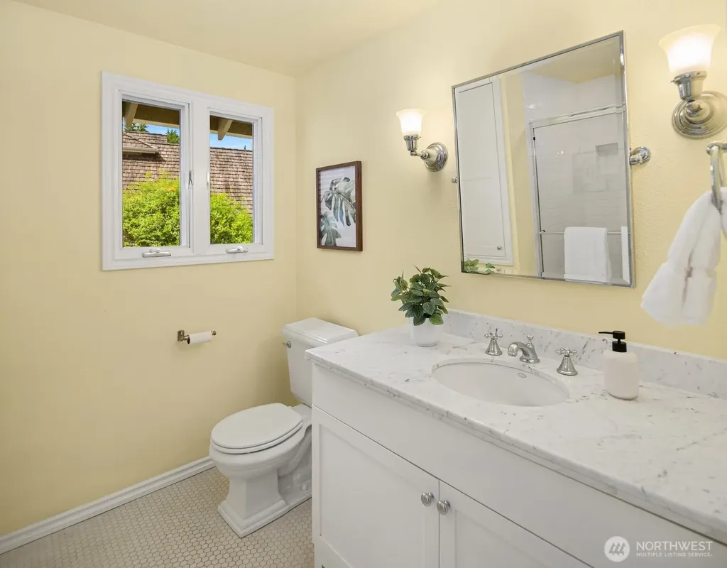 14045 NE 61st Street Redmond WA 98052