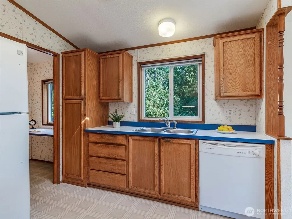 6898 Capricorn Lane NE Bremerton WA 98311