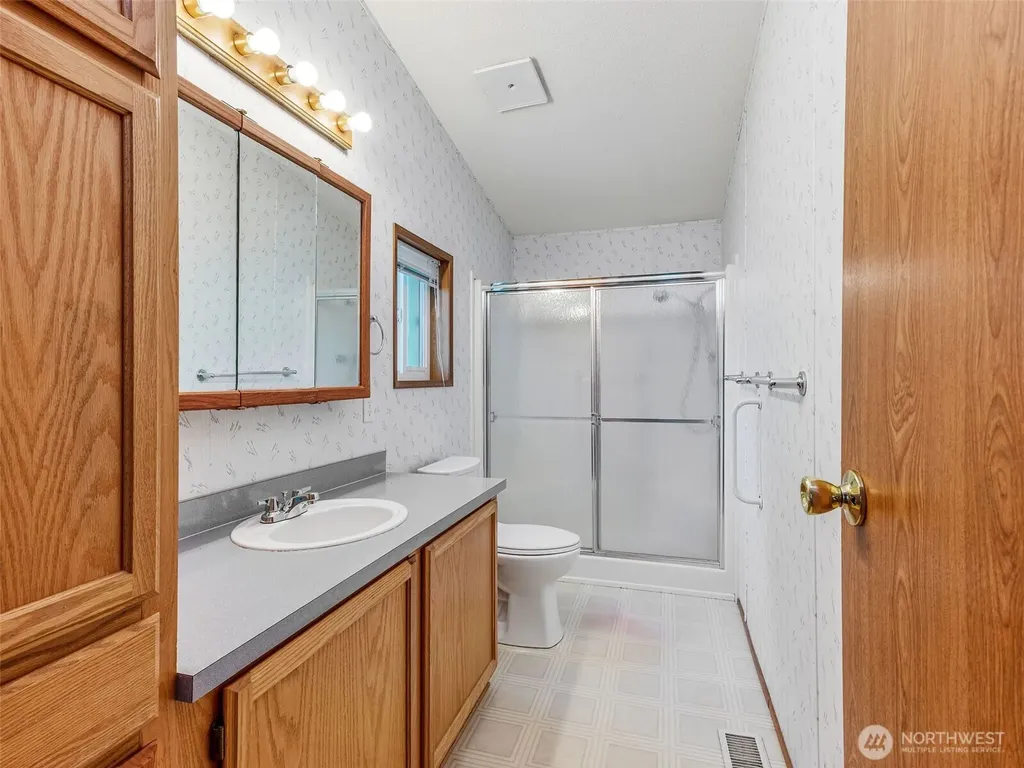 6898 Capricorn Lane NE Bremerton WA 98311