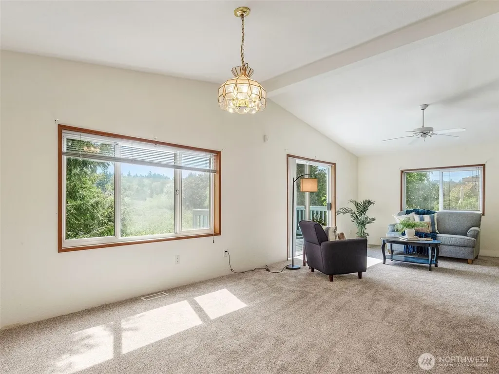 6898 Capricorn Lane NE Bremerton WA 98311