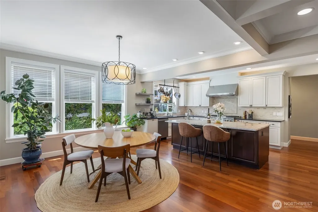 605 11th Avenue Kirkland WA 98033