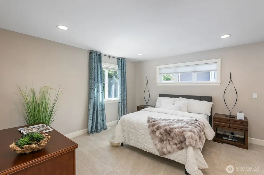 605 11th Avenue Kirkland WA 98033