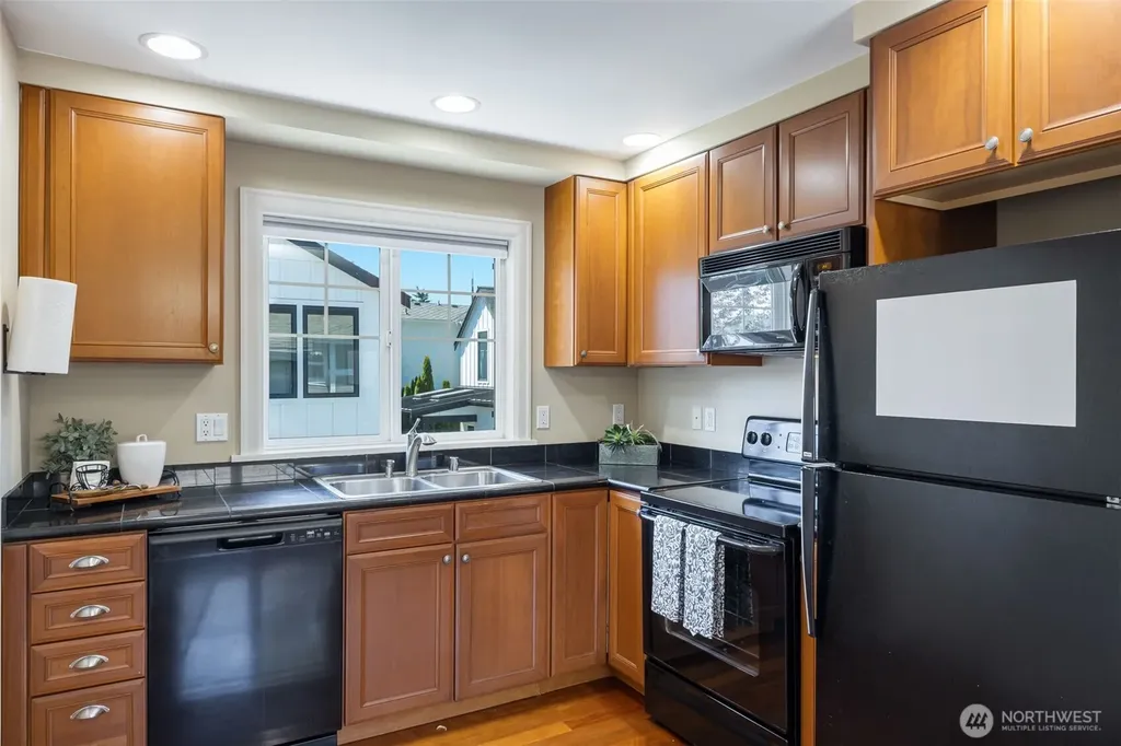 605 11th Avenue Kirkland WA 98033
