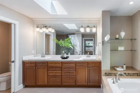 605 11th Avenue Kirkland WA 98033