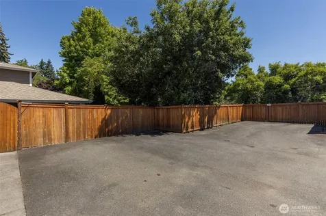 605 11th Avenue Kirkland WA 98033
