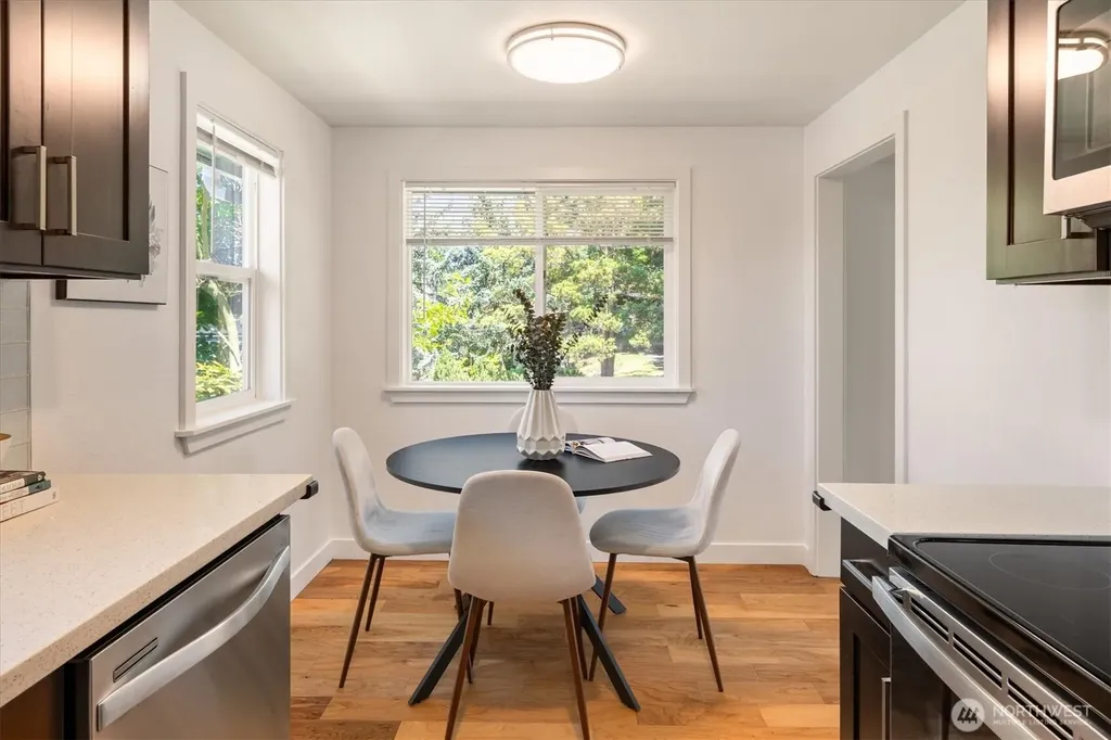 2315 S Bateman Street Seattle WA 98108