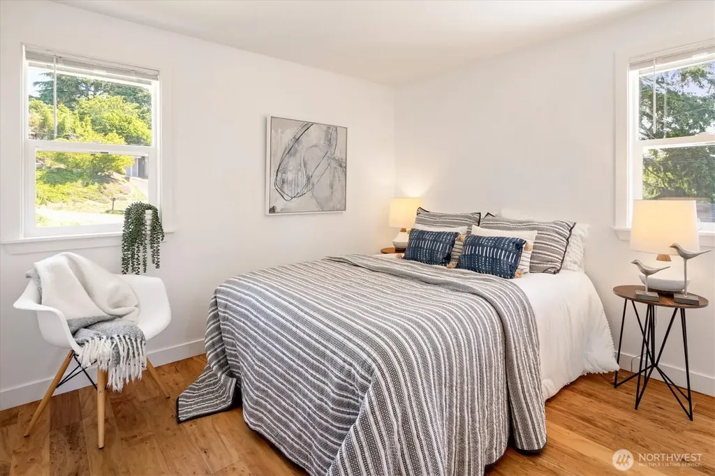 2315 S Bateman Street Seattle WA 98108