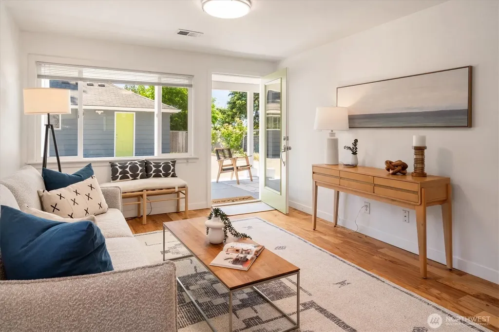 2315 S Bateman Street Seattle WA 98108