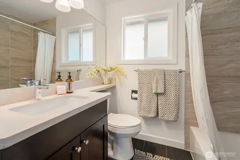 2315 S Bateman Street Seattle WA 98108