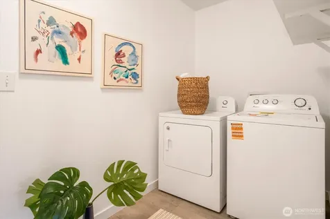 2315 S Bateman Street Seattle WA 98108