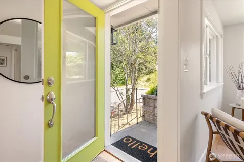 2315 S Bateman Street Seattle WA 98108