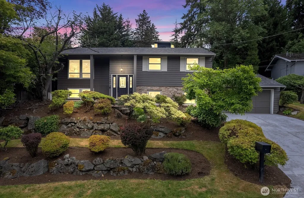 3412 79th Avenue SE Seattle WA 98040