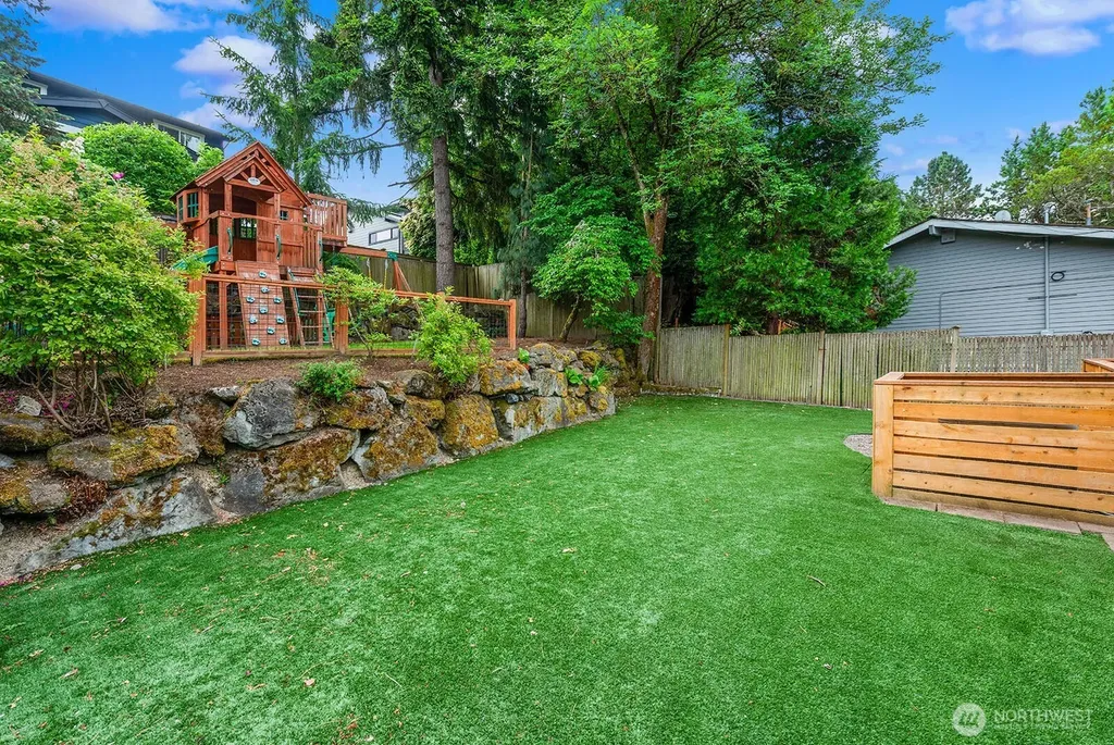 3412 79th Avenue SE Seattle WA 98040
