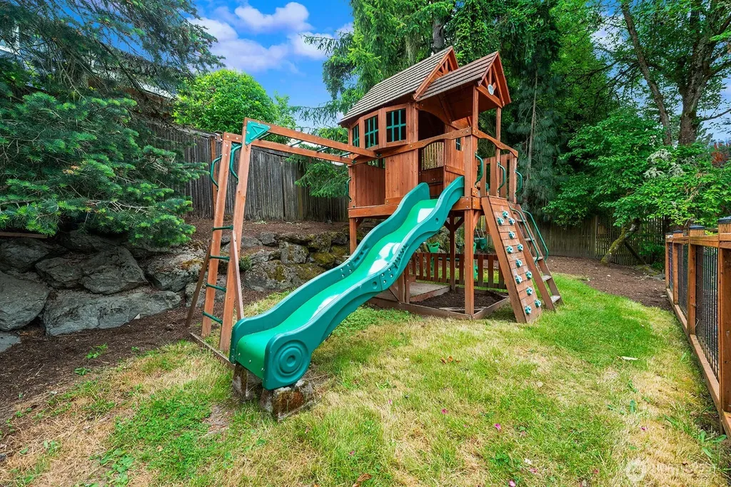 3412 79th Avenue SE Seattle WA 98040