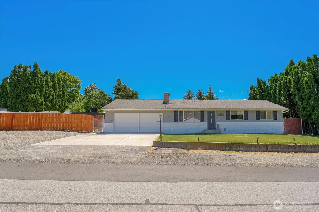 546 Rolfs Court East Wenatchee WA 98802