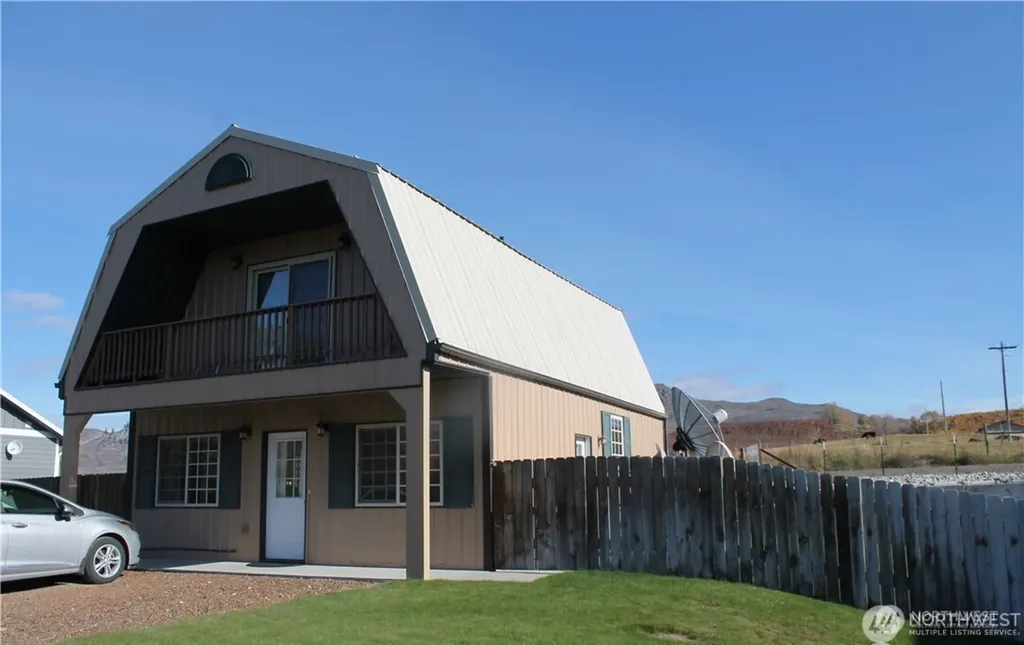 27 Orchard Loop N Tonasket WA 98855