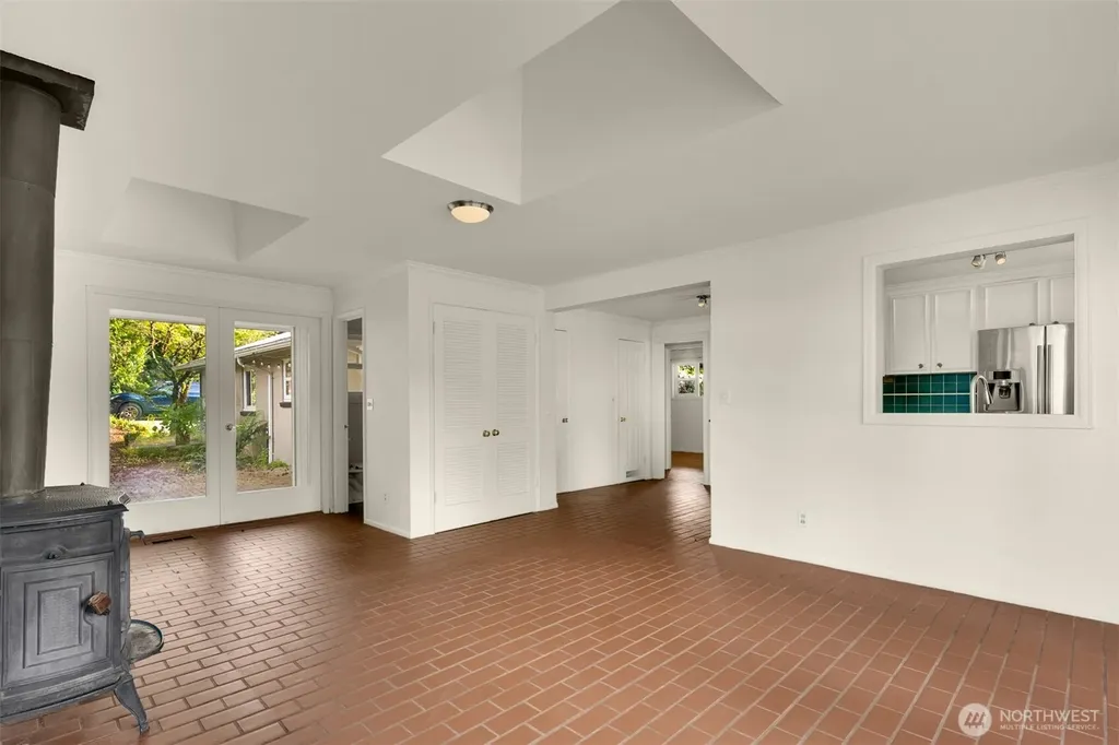 804 84th Avenue NE Medina WA 98039