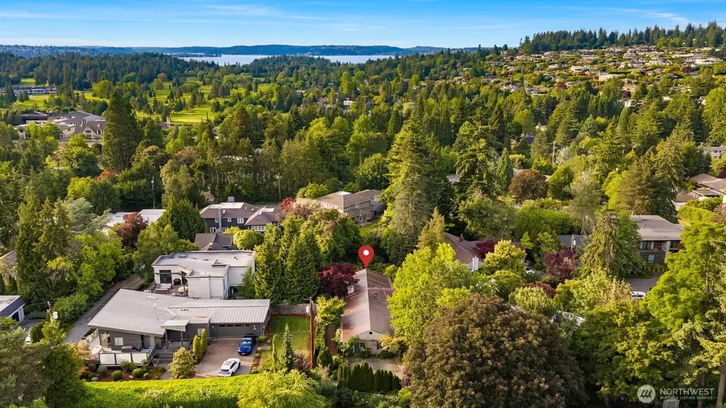 804 84th Avenue NE Medina WA 98039