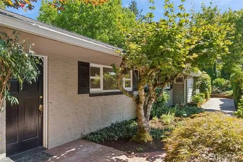 804 84th Avenue NE Medina WA 98039