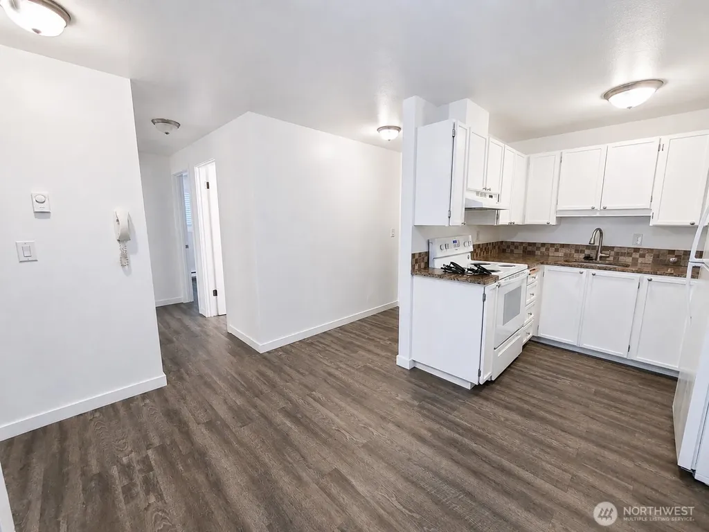 3510 W Elmore Street Seattle WA 98199
