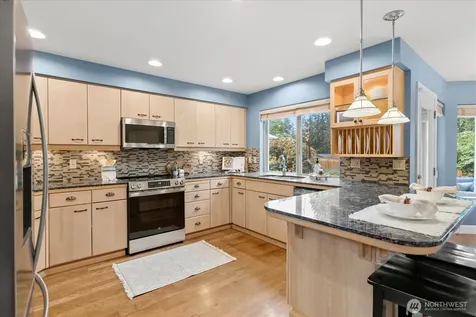 11512 18th Place SE Lake Stevens WA 98258