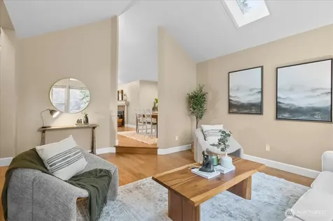 11512 18th Place SE Lake Stevens WA 98258