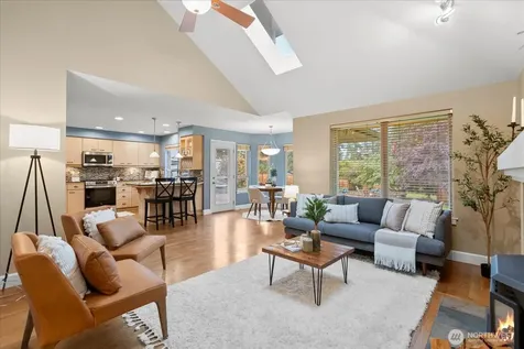 11512 18th Place SE Lake Stevens WA 98258