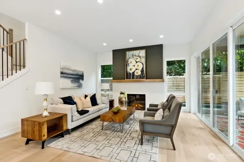 17266 NE 18th Place Bellevue WA 98008