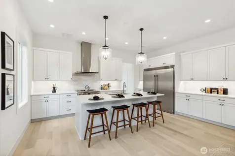 17266 NE 18th Place Bellevue WA 98008