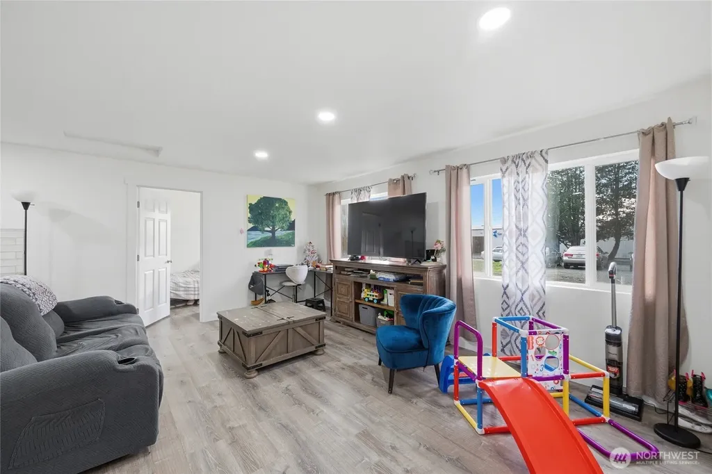2124 Woburn Street Bellingham WA 98229