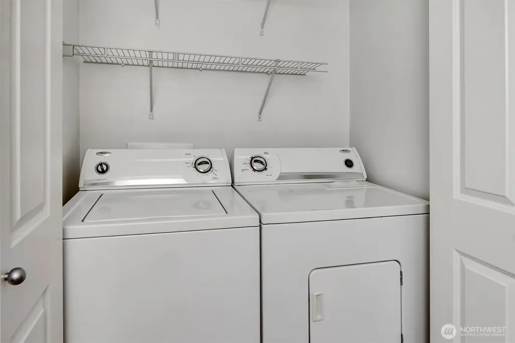 275 E Sunset Way Issaquah WA 98027