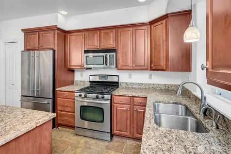 275 E Sunset Way Issaquah WA 98027