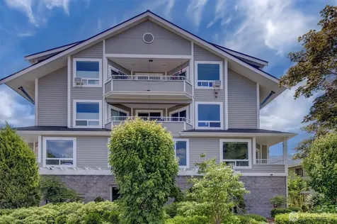 275 E Sunset Way Issaquah WA 98027