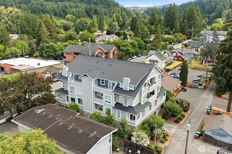 275 E Sunset Way Issaquah WA 98027