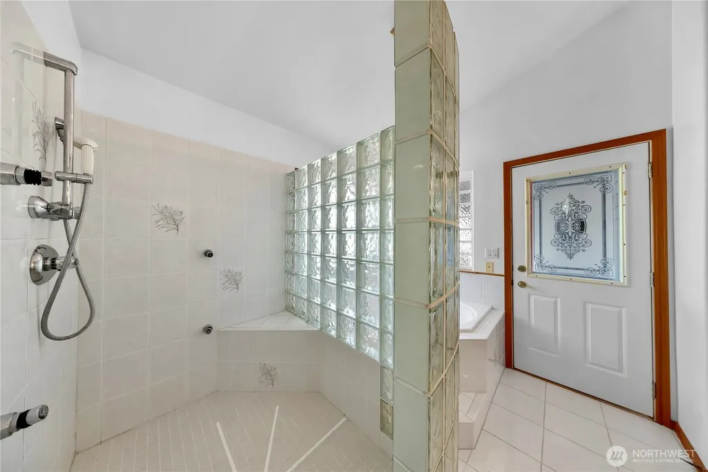 4077 Tarte Road Blaine WA 98230